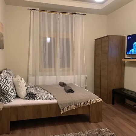 Vendeghaz A Foutcan ميسكولك